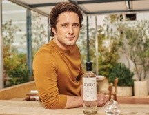 De acuerdo a la información compartida por el actor, Defrente es elaborado en su destilería boutique localizada en Atotonilco, en Los Altos de Jalisco. CORTESÍA