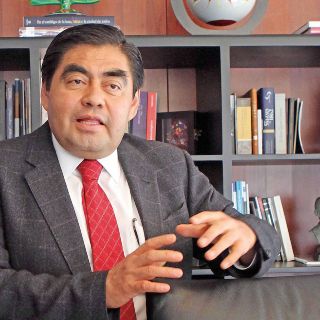 Políticos y otros personajes lamentan la muerte de Miguel Barbosa