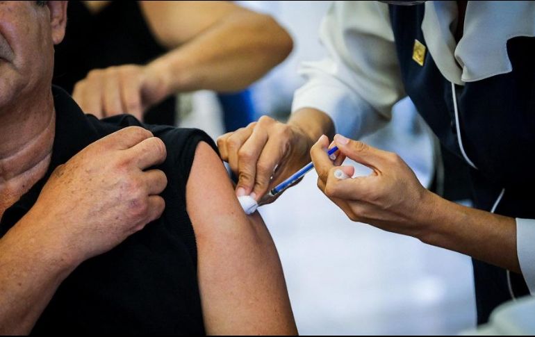 En México hay 15.1 millones de personas de 60 años o más, y la SSa tiene una meta de aplicar 33.6 millones de vacunas. ESPECIAL/Gobierno de Guadalajara