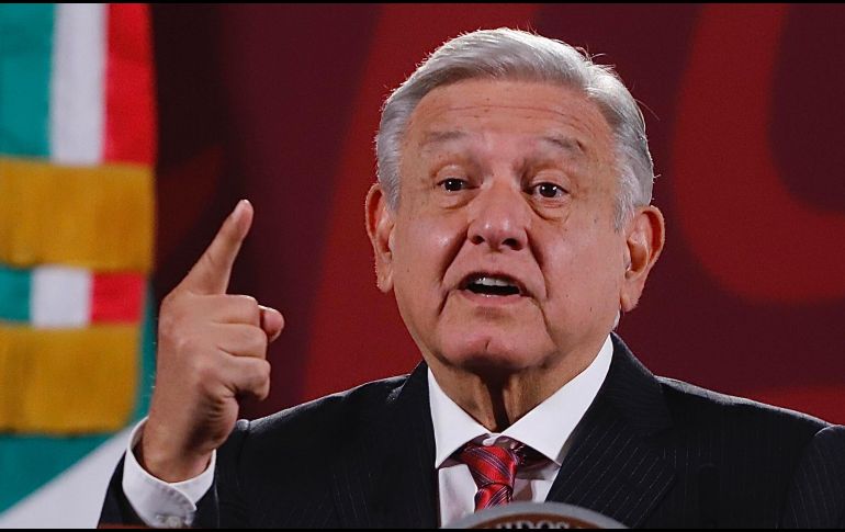 En la mañanera de este miércoles, el Presidente le propuso al puertorriqueño que cante en el Zócalo de manera gratuita. SUN