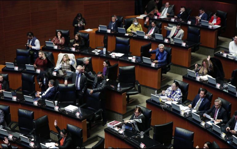 Durante una maratónica sesión que se extendió por más de 20 horas se aprobó en lo general y particular el 