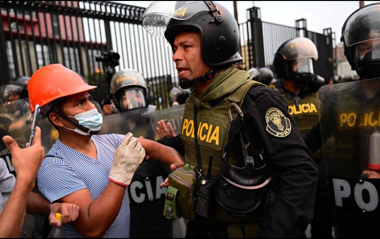 Necesitamos Fuerzas Armadas que estén preparadas para entender eso porque ellos están listos para disparar. Un estado de emergencia no deja de proteger el derecho a la vida