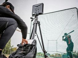 El Trackman hace una medición más precisa de las principales estadísticas que se emplean en el beisbol. ESPECIAL