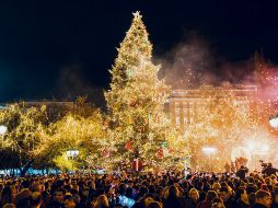 Plaza Syntagma. Atenas, en una estampa navideña asombrosa. ESPECIAL/Visit Athens