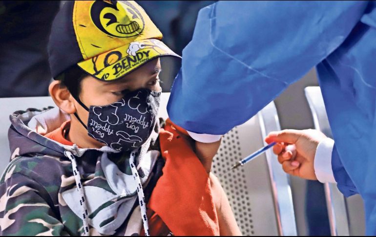 Autoridades sanitarias de Panamá piden a la población extremar precauciones y hacer uso de cubrebocas como gel antibacterial el lugares públicos. EL UNIVERSAL/ARCHIVO
