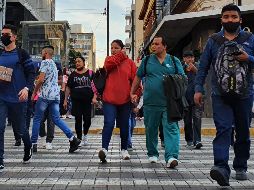 El uso del cubrebocas lo recomienda la SSJ sobre todo en lugares con gran asistencia de personas. EL INFORMADOR/ ARCHIVO