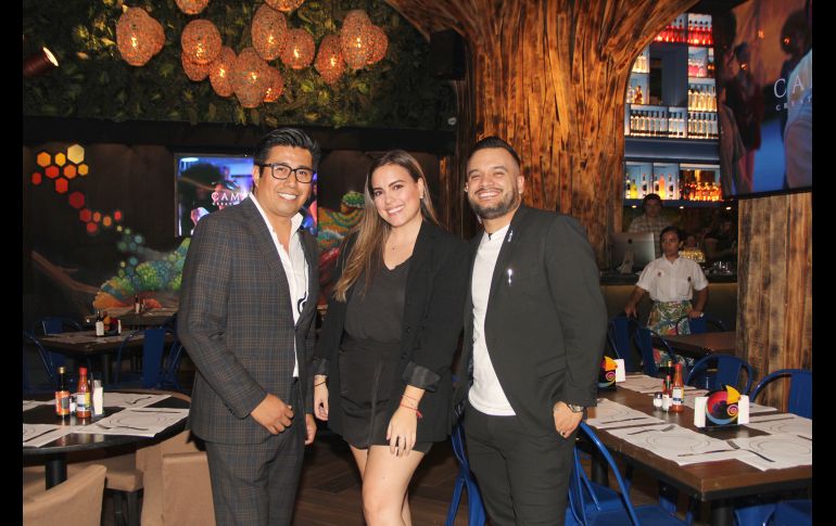 Diego Aldrete, Mayté Gòmez y Marco Reyes. GENTE BIEN JALISCO/Esmeralda Escamilla