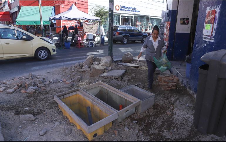 La administración de Pablo Lemus ha priorizado el mejoramiento de calles y banquetas en todo el municipio. El año siguiente los ciudadanos tendrán la oportunidad de decidir qué espacios quieren que sean atendidos. EL INFORMADOR/C. Zepeda