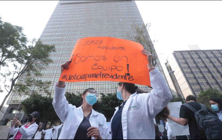 Aún no les pagan su aguinaldo a los médicos residentes. SUN