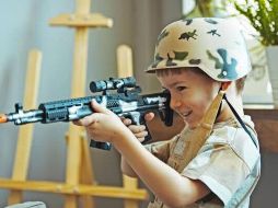 Con motivo de fomentar la seguridad y prevenir actos delincuenciales, la Profeco llevó acabo un operativo para retirar de venta las armas de fuego que tuvieran apariencia realista. PINTEREST