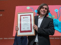 Mircea Cărtărescu, Premio FIL de Literatura 2022, en la ceremonia de recepción del galardón. Especial
