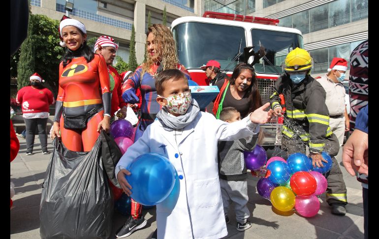 En el evento de entrega simbólica estuvieron presentes muchas de las personas donadoras y benefactoras a quienes se les entregó un reconocimiento por su labor altruista. EL INFORMADOR / A. Camacho