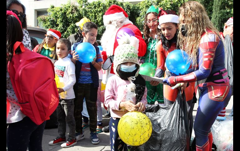 En el evento de entrega simbólica estuvieron presentes muchas de las personas donadoras y benefactoras a quienes se les entregó un reconocimiento por su labor altruista. EL INFORMADOR / A. Camacho