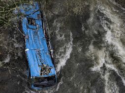 Los cuerpos de las víctimas fueron rescatados ayer. AFP