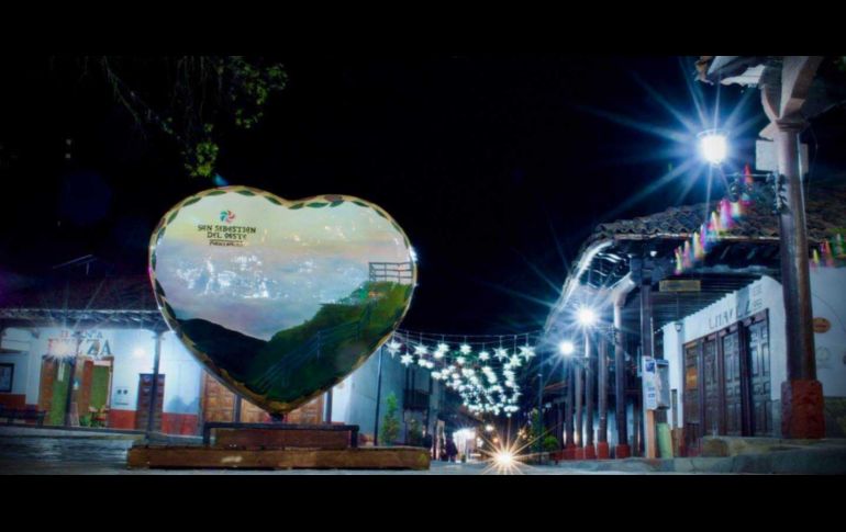 Visitantes y turistas podrán disfrutar de 9 corazones gigantes, por los 9 Pueblos Mágicos que tiene Jalisco. ESPECIAL