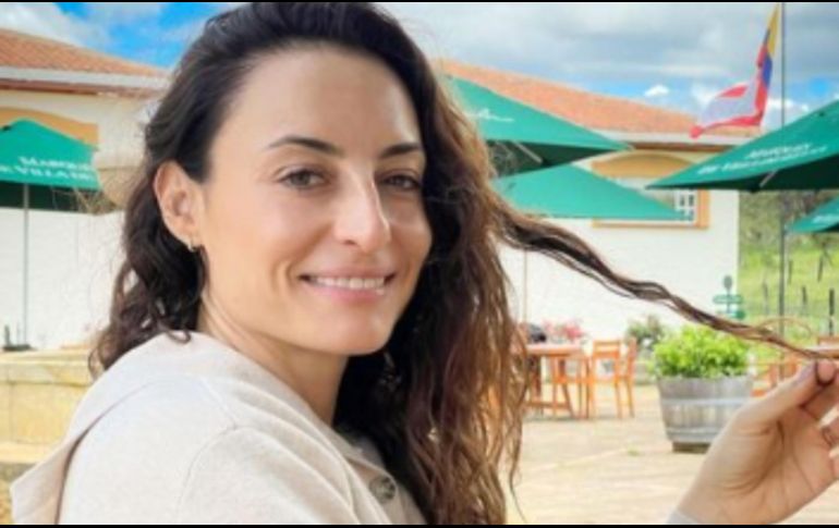 Aunque el desafortunado incidente ocurrió apenas horas antes de Navidad, la actriz no perdió el espíritu navideño y celebró con su familia la festividad. INSTAGRAM/ @marimarvega