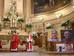 Padres Javier Campos Morales, SJ, 43 años y Joaquín César Mora Salazar, SJ, 81 años, asesinados en Chihuahua. SUN