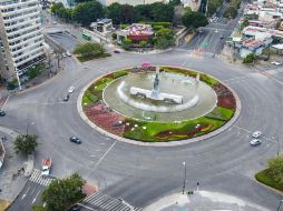 Aquellos que decidieron iniciar el año en movimiento abarrotaron el rodamiento vehicular en bicicleta, patines o caminando. EL INFORMADOR/A. Navarro