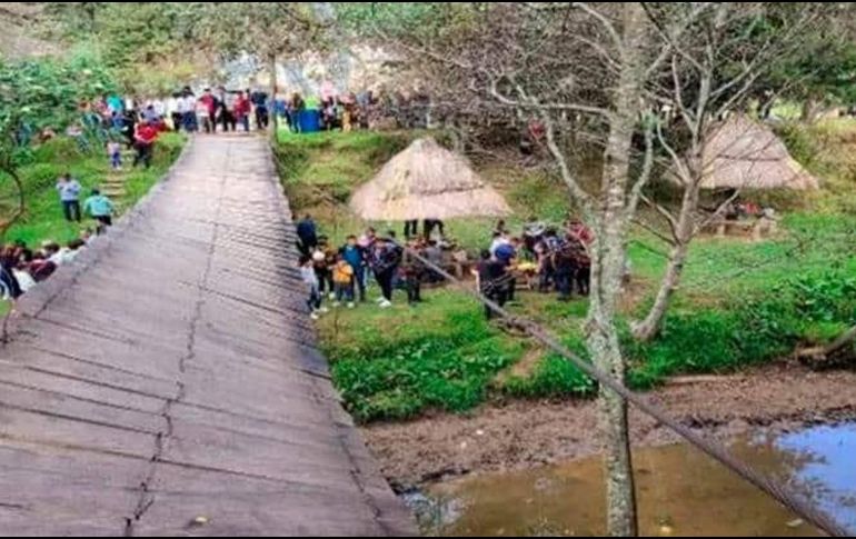 De acuerdo con algunas versiones que circulan, el acceso al puente estaba prohibido. ESPECIAL