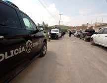 Elementos de la Fiscalía comenzaron las investigaciones, y en conjunto con personal forense levantaron los restos para trasladarlos a la morgue. EL INFORMADOR/ARCHIVO