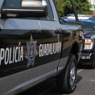 Vinculan a proceso a policías de Tlaquepaque por agredir a periodista