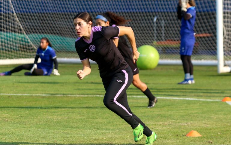 Norma Palafox busca con la Máquina retomar su mejor nivel. Twitter/@AzulFemenil