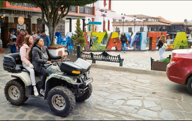 Buen ambiente. La gente se apropió de los espacios públicos. EL INFORMADOR/A. Camacho