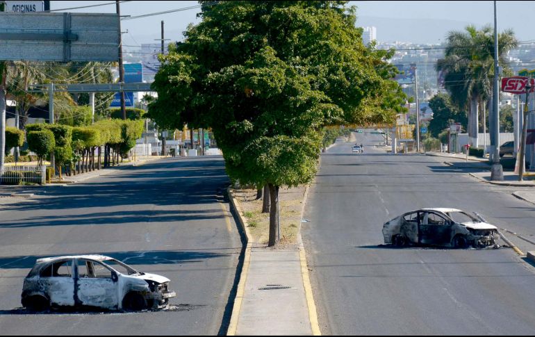 Sinaloa vivió una jornada violenta ayer, luego de la detención de Ovidio Guzmán López. EFE / J. C. Cruz