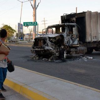 Culiacán vive segundo "Jueves Negro", con 18 bloqueos y 51 vehículos incendiados
