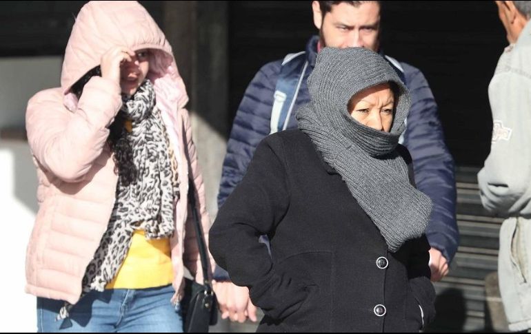 Miriam Pardo, meteorológa operativa del Instituto de Astronomía y Meteorología de la Universidad de Guadalajara, aseguró que se acorde a los pronósticos del Instituto durante el mes de enero la temperatura en el Área Metropolitana de Guadalajara disminuirá a los seis grados. SUN / ARCHIVO