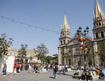 Hay varias rutas de camiones y tren ligero que te llevan hasta el Centro Histórico. EL INFORMADOR/ARCHIVO