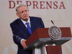 López Obrador se muestra entusiasmado por la conferencia. SUN/F. Rojas