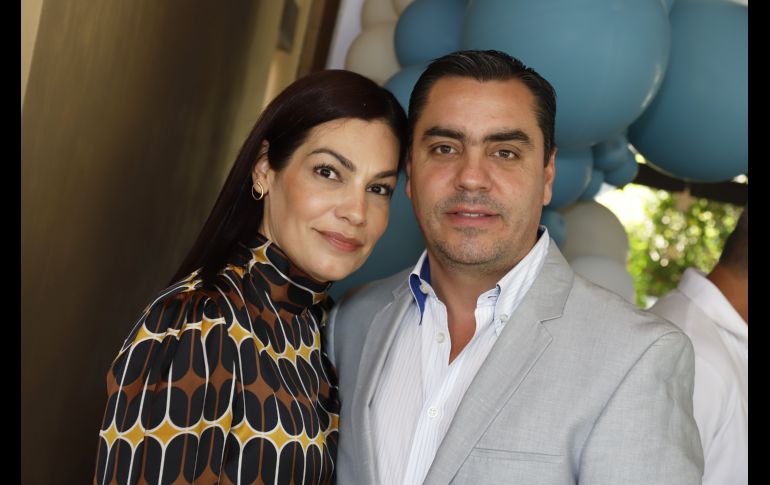 Deyanira Flores y Ramón Orozco. GENTE BIEN JALISCO/Claudio Jimeno