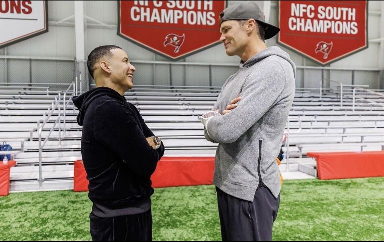 Daddy Yankee y Tom Brady estuvieron frente a frente. Twitter/@daddy_yankee
