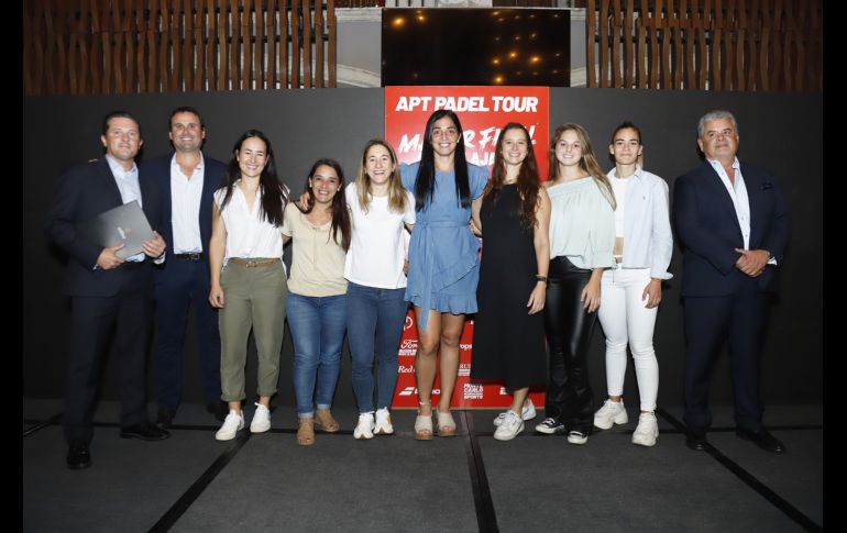 Competidoras de Padel con Pablo Taboada, José Enrique Ponce de León y Rafael Salín. GENTE BIEN JALISCO/Claudio Jimeno