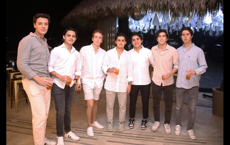 Guillermo Esp, Jaime Pizano, Francisco Silva, Orlando Rocha, Mauricio Cruz, Bruno Uribe Juan Pablo Coghlan. Cortesía