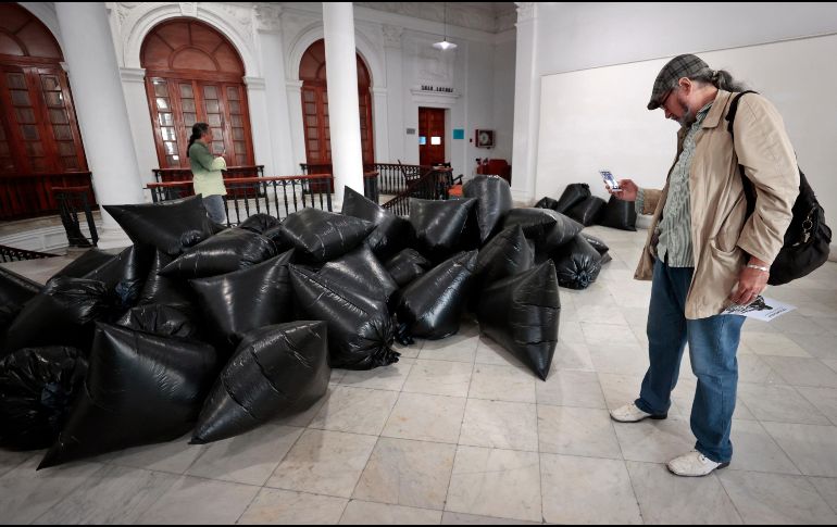 La muestra también hace alusión a cómo los sujetos en la sociedad actual son 