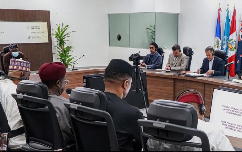 Reunión de trabajo entre directivos de México y Nigeria. EFE