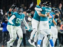 Los Jacksonville Jaguars avanzan a la ronda divisional de la AFC. AP/John Raoux