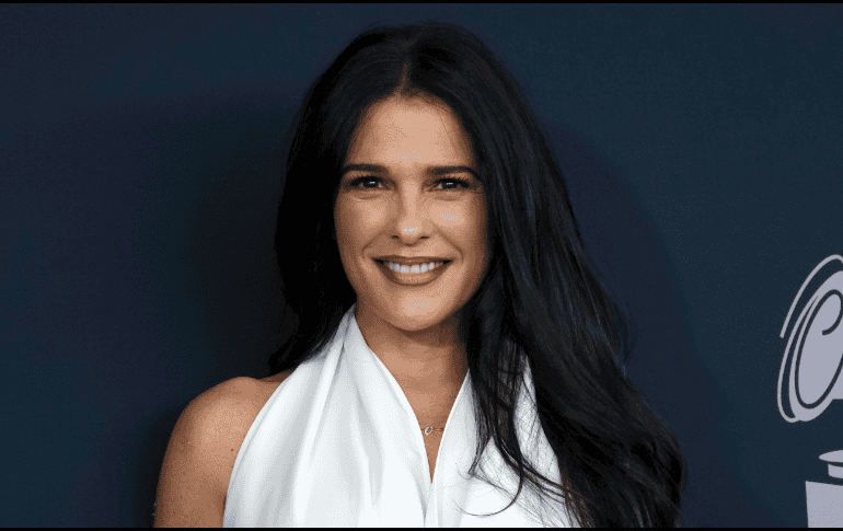 Algunos usuarios aseguran que son exagerados sus consejos y critican que Debayle, se cree de la realeza. AP / ARCHIVO