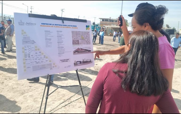El gobernador de Jalisco señaló que esta es una obra más de las acciones emprendidas para atender la problemática de violencia contra las mujeres. EL INFORMADOR/R. Bobadilla
