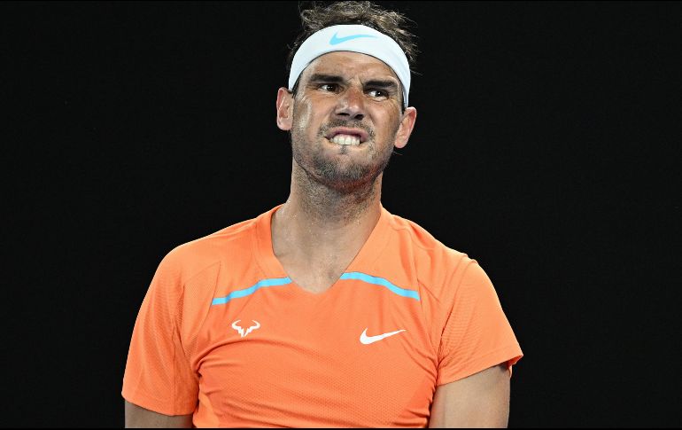 RAFAEL NADAL. El campeón defensor se lesionó la cadera izquierda y cayó en el partido de la segunda ronda ante el estadounidense Mackenzie McDonald. EFE / J. Ross