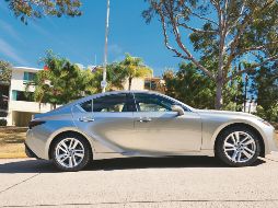 La seguridad es un aspecto generoso en este vehículo, pues cuenta con 10 bolsas de aire. ESPECIAL