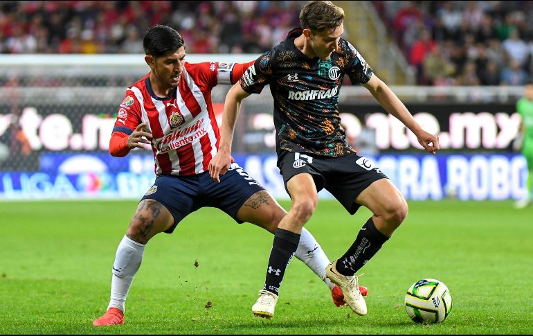 Víctor Guzmán tuvo un buen primer tiempo con el Guadalajara. IMAGO7/Sandra