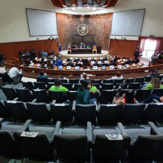 Sentencia sobre cédulas protege a todos los profesionistas, señalan abogados de Jalisco
