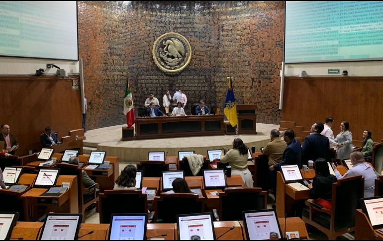 El pleno del Congreso de Jalisco acordó suspender las 4 convocatorias para designar a integrantes del STJE. ESPECIAL