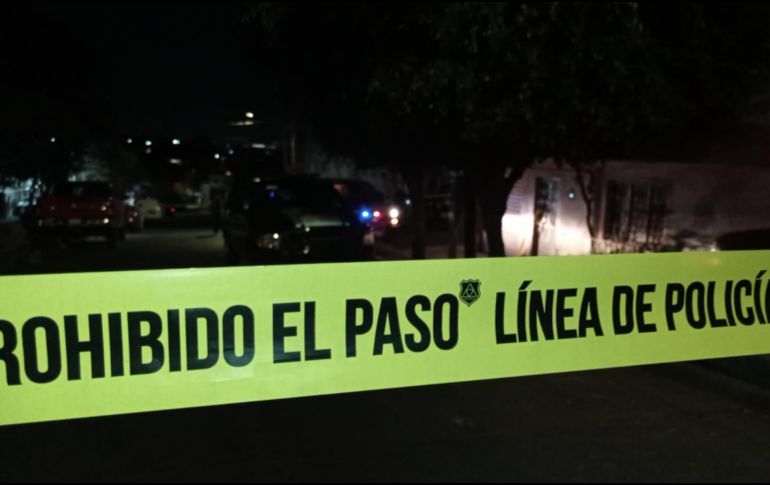 Al llegar, elementos de la policía municipal localizaron a un hombre de alrededor de 40 años tirado en la calle y que tenía varios impactos de bala. EL INFORMADOR / ARCHIVO