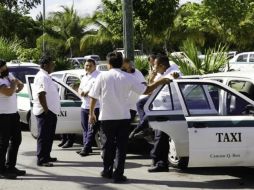 Uber acusa que taxistas están protegidos por el gobierno estatal. SUN