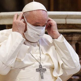 El papa Francisco pide "no olvidar ni negar" el "horror" provocado por el Holocausto