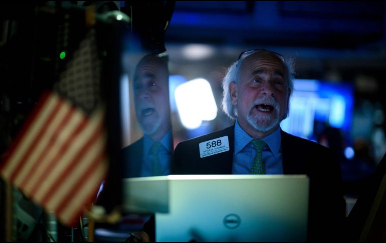 Los únicos sectores que amanecían en verde hoy eran el de bienes no esenciales, el de comunicaciones y el financiero. AFP/ARCHIVO